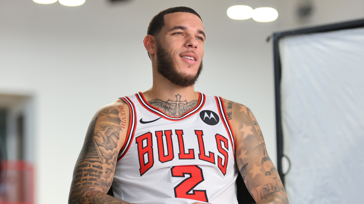 Lonzo Ball injury update: Bulls guard confident he'll be back for 2024-25  season as he continues knee rehab - CBSSports.com