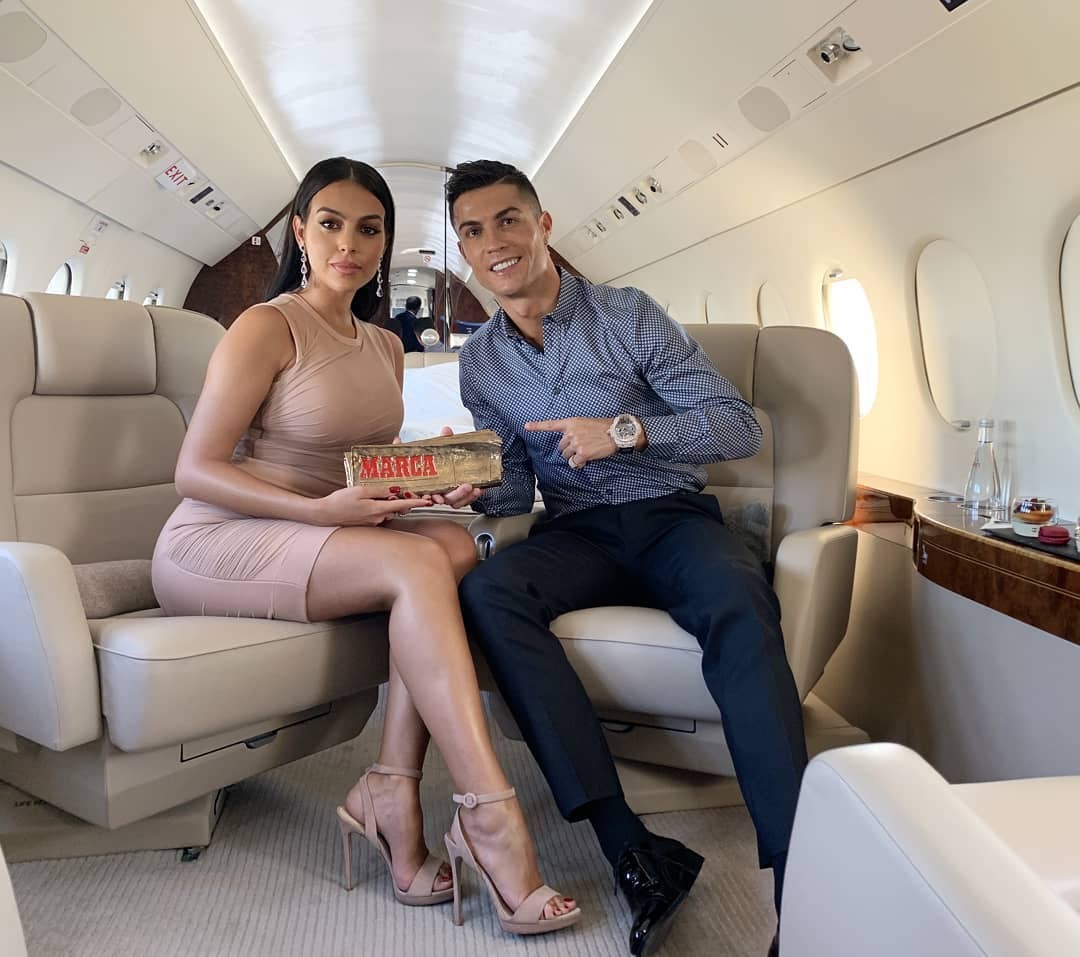 This Is How Cristiano Ronaldo Flies in One of His Two Gulfstream Private Jets - autoevolution