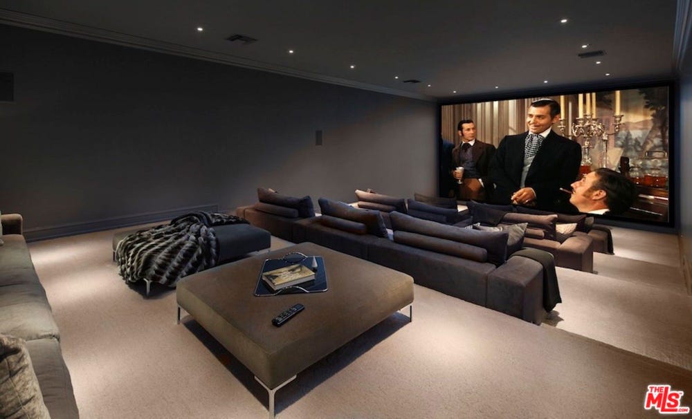 Floyd Mayweather's mansion has a cinema room