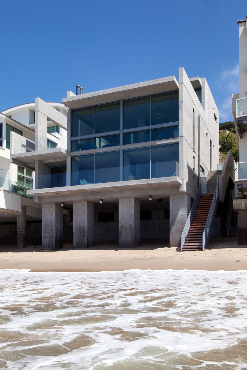 Kanye West Wants $53 Million for Malibu House Missing Windows, Doors,  Electrical - Mansion Global