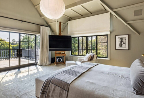 Ellen Degeneres home bedroom 