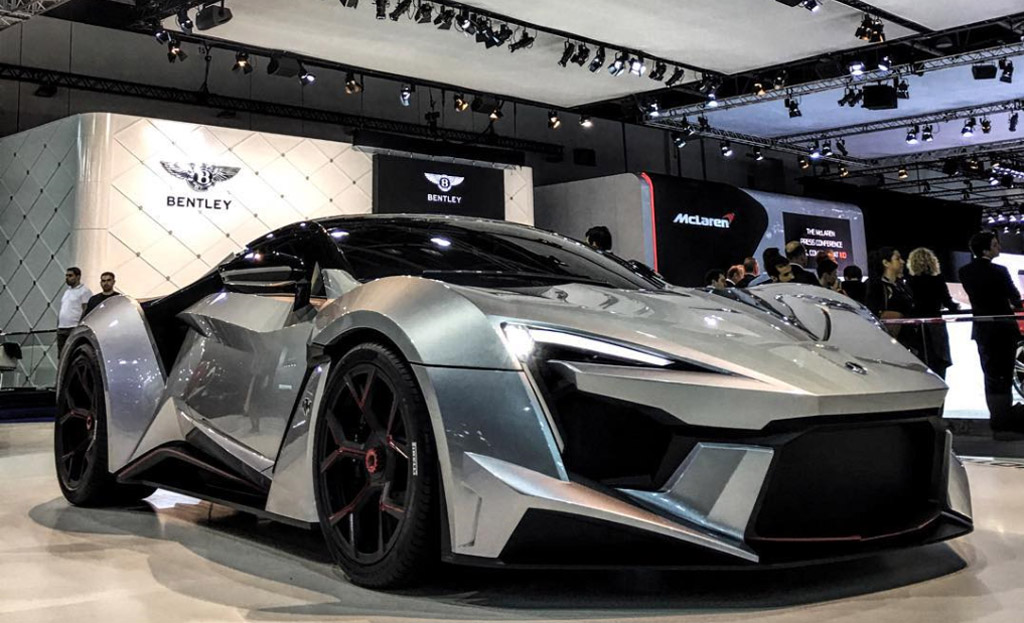 W Motors Fenyr Supersport debuts in Dubai with 900 horsepower