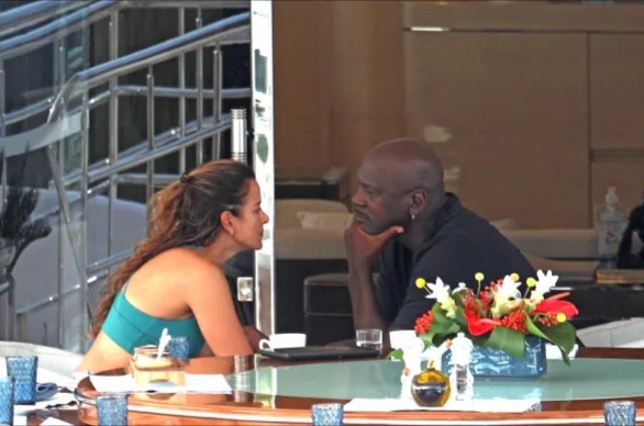 Photos Of The Luxurious Yacht Michael Jordan And His Wife Are Spending $1.2  Mil A Week On To Vacation In Croatia - Page 3 of 7 - BlackSportsOnline