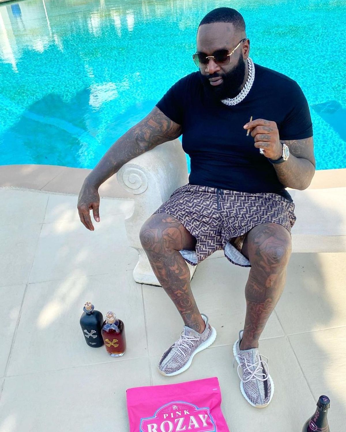 Rick Ross Outfit from December 27, 2020 | WHAT'S ON THE STAR?