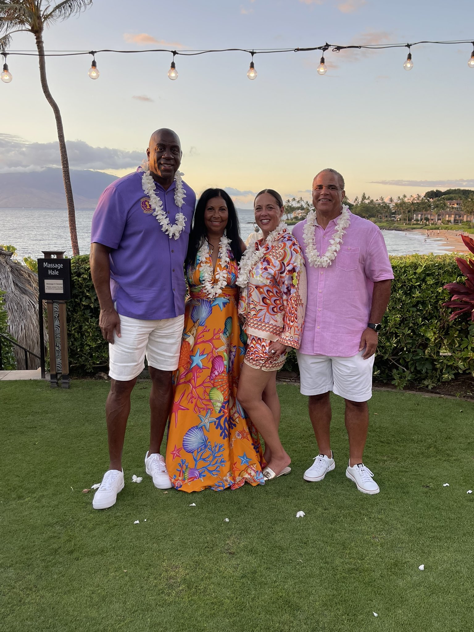 Earvin Magic Johnson on X: "Thank you to @AmericanAir for being a great  partner & getting all of our players to & from beautiful Maui for the  Lakers Showtime Reunion! American has