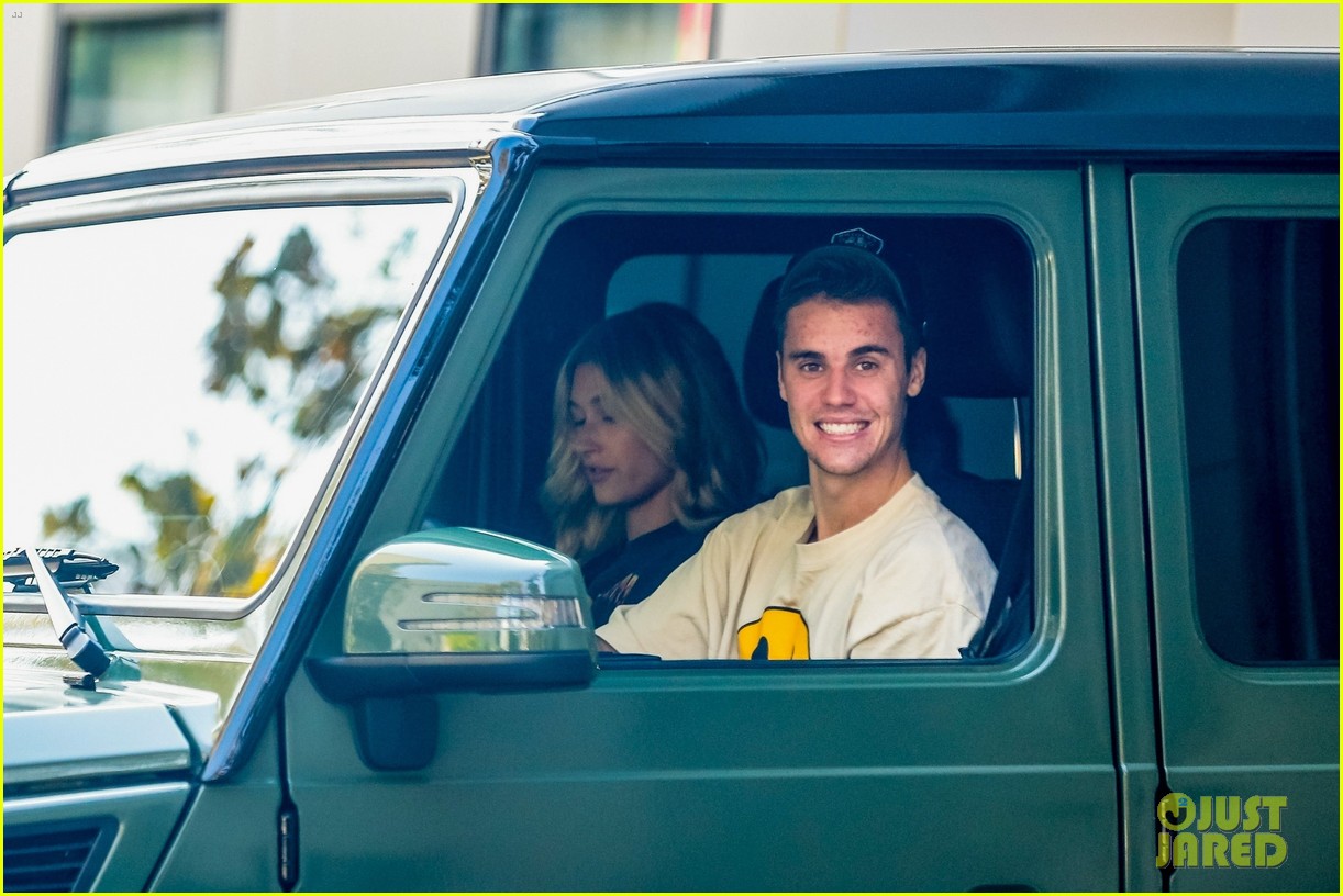Justin & Hailey Bieber Are All Smiles During Lunch Run!: Photo 4371036 |  Hailey Baldwin, Hailey Bieber, Justin Bieber Photos | Just Jared:  Entertainment News